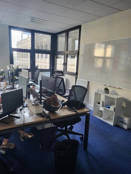 6 Rue Bisson, Nantes to rent - Interior Photo - Image 3 of 4