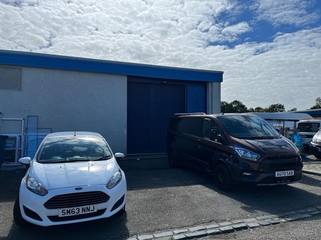 22-40 Tannoch Dr, Cumbernauld to rent Building Photo- Image 1 of 4