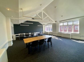 45B Edge St, Manchester to rent Interior Photo- Image 1 of 4