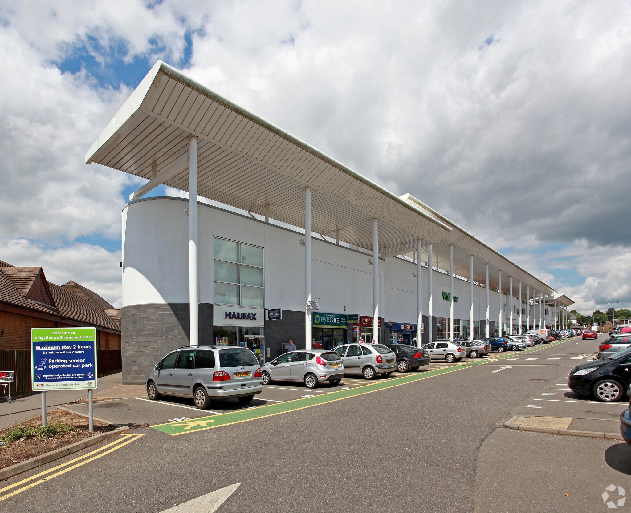 Harborough Rd, Northampton NN2 7BD Kingsthorpe Shopping Centre