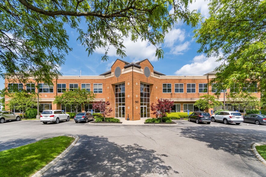 540 Officenter Pl, Gahanna, OH for rent - Building Photo - Image 1 of 8