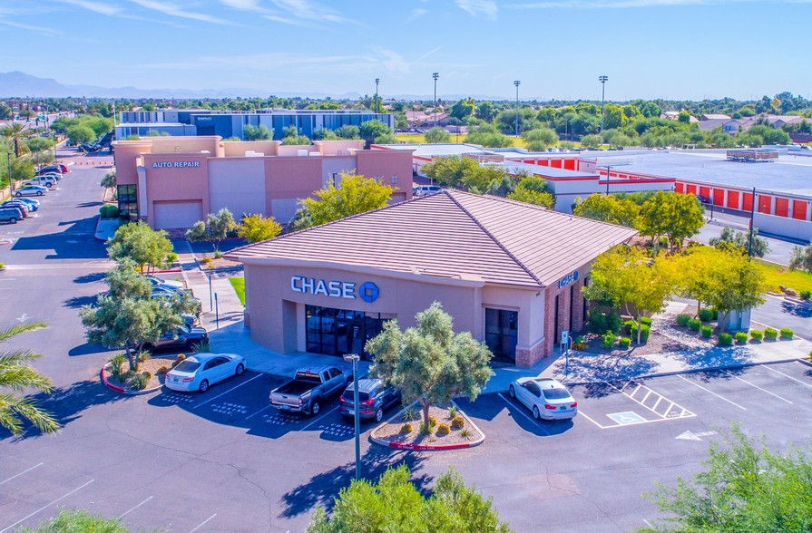 1565 N Greenfield Rd, Gilbert, AZ for sale - Primary Photo - Image 1 of 1