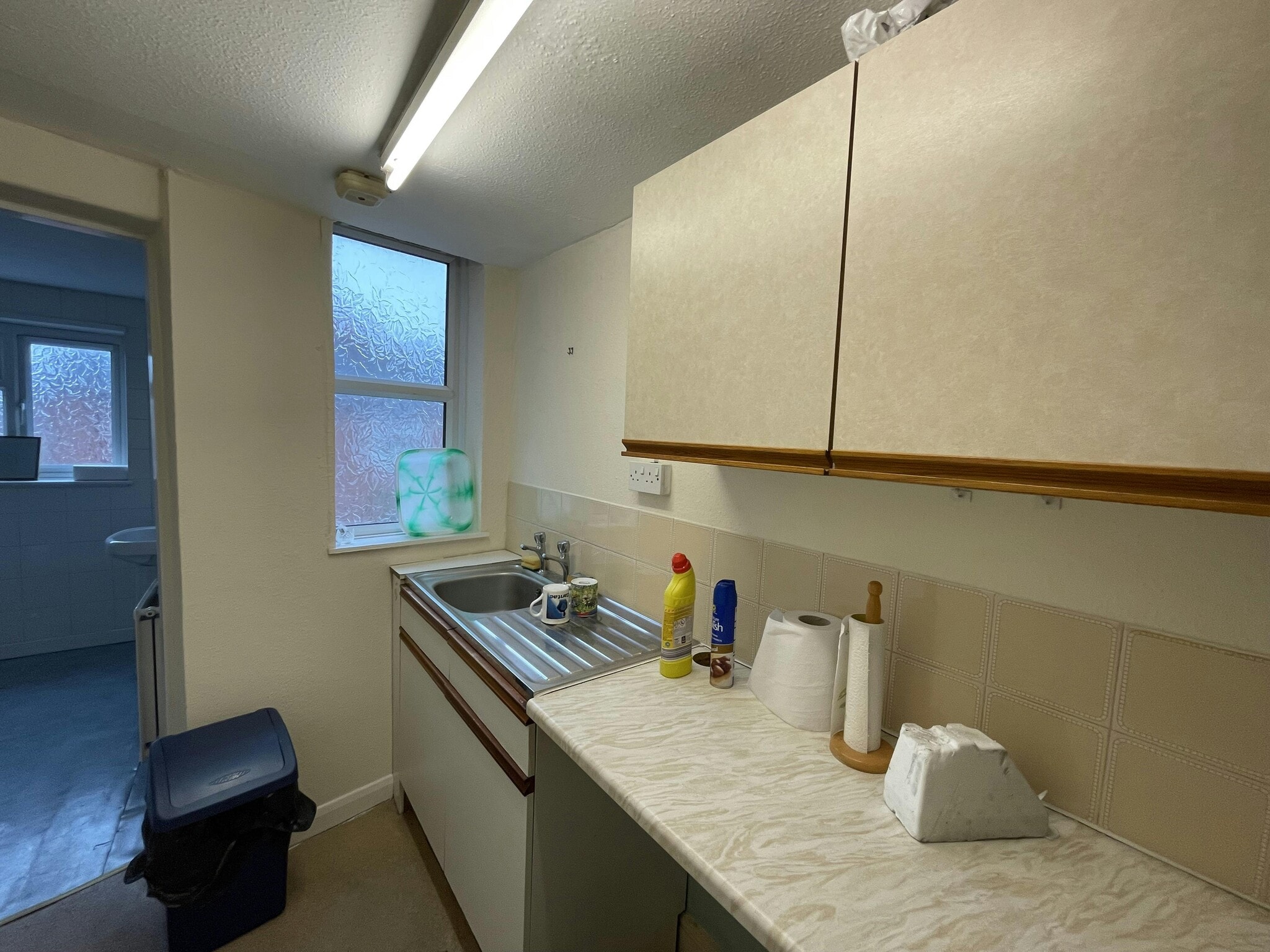 487 Hartshill Rd, Stoke On Trent to rent Interior Photo- Image 1 of 7