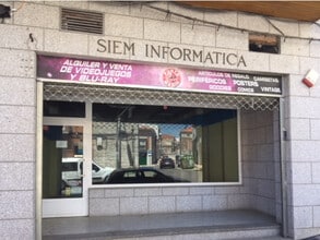 Retail in Colmenar Viejo, Madrid to rent Floor Plan- Image 1 of 14