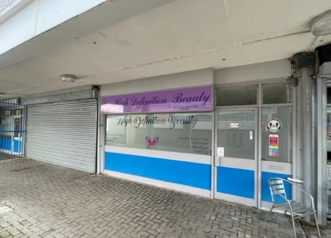 Bettws Shopping Centre Centre, Bettws to rent Primary Photo- Image 1 of 3