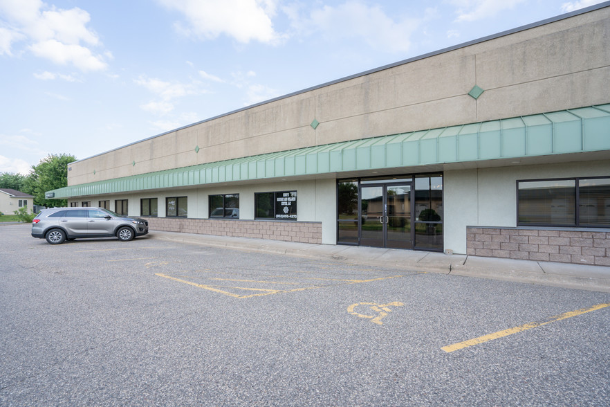 1215 N 7th St, Lake City, MN for sale - Building Photo - Image 2 of 27