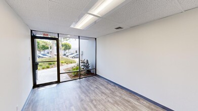 2730 S Harbor Blvd, Santa Ana, CA for rent Building Photo- Image 2 of 12