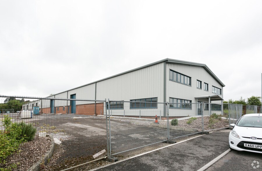 Centurion Way, Warminster for sale - Primary Photo - Image 1 of 1