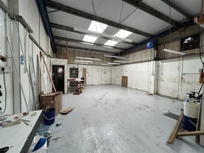 Saltash Industrial Estate, Saltash to rent Interior Photo- Image 2 of 6
