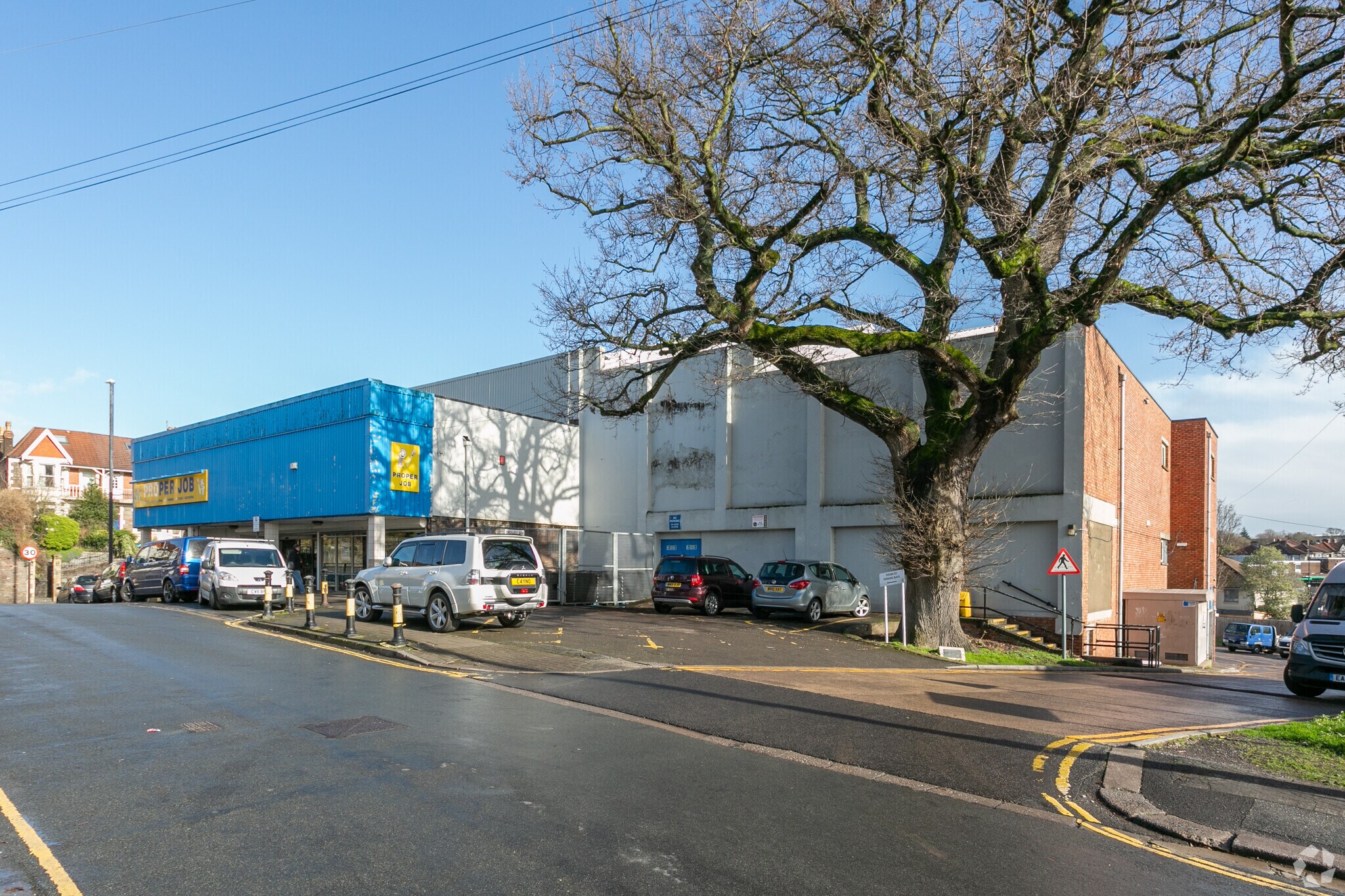 44-48 Bristol Hl, Bristol for sale Primary Photo- Image 1 of 1