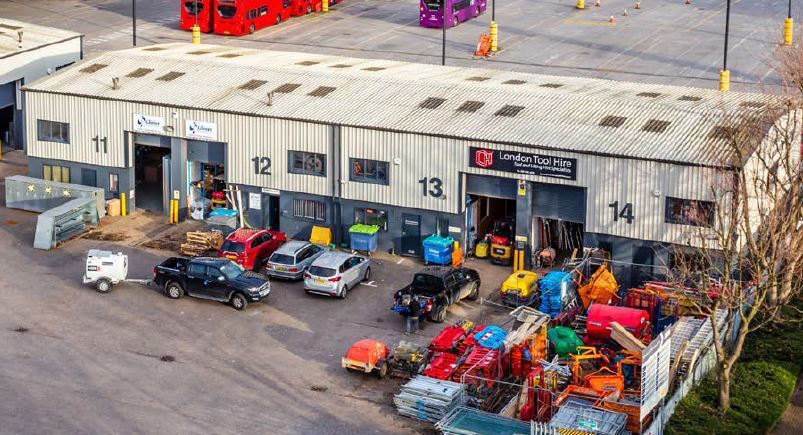 North Cres, London for sale Primary Photo- Image 1 of 1