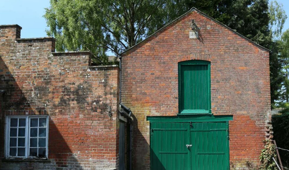 London Rd, Marlborough for sale Primary Photo- Image 1 of 1