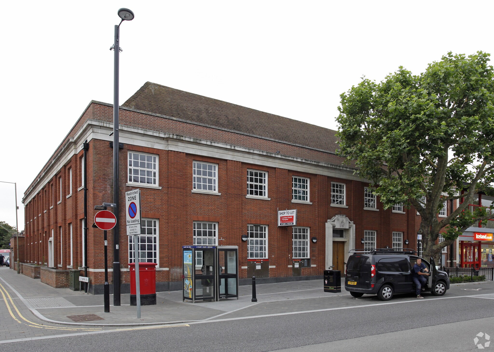 30 High St, Brentwood for sale Primary Photo- Image 1 of 1