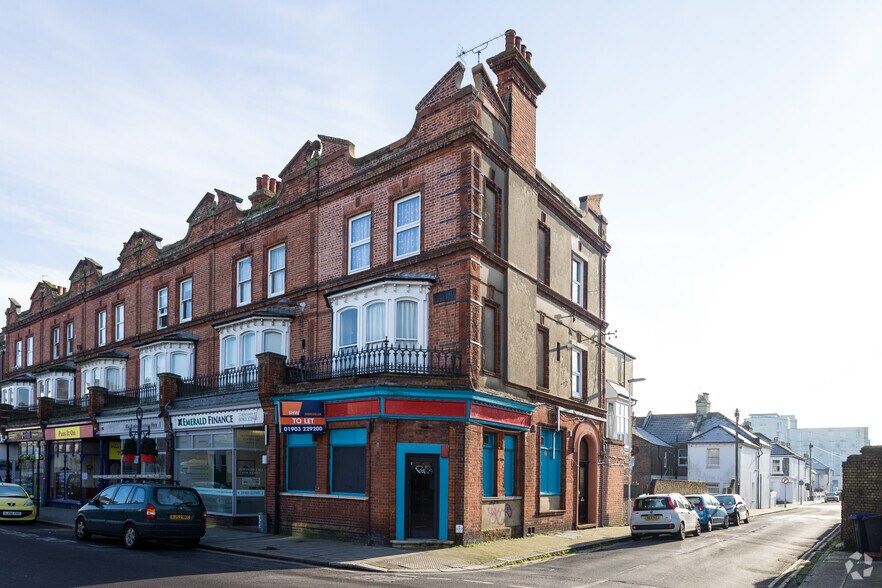 79 Rowlands Rd, Worthing, BN11 3JN UK