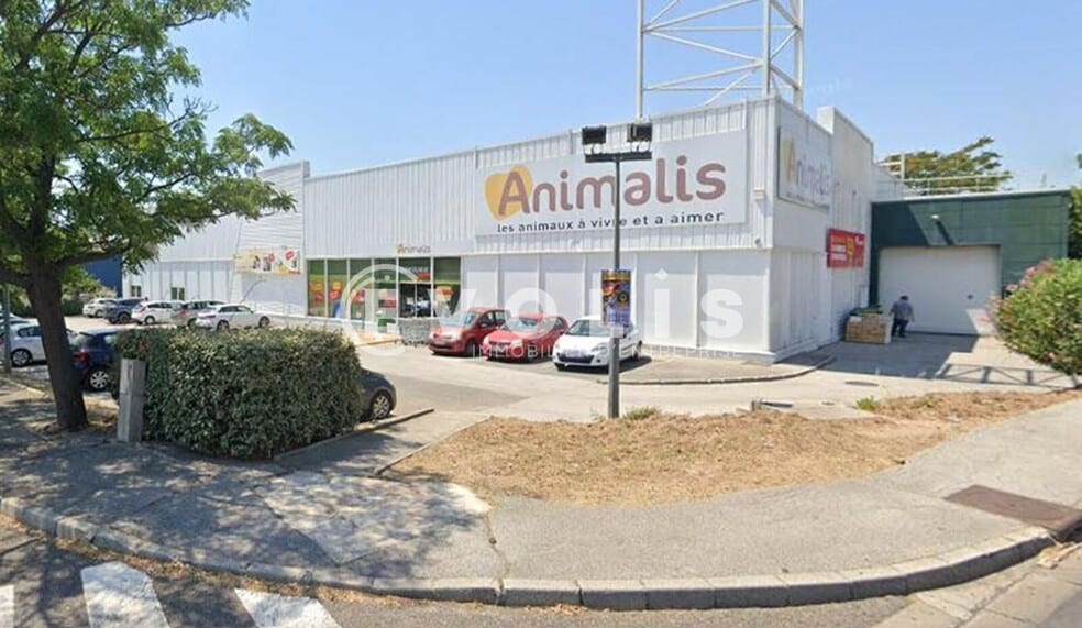 Rue De L'Abbe Emmanuel Sieyes, La Garde to rent - Building Photo - Image 2 of 2