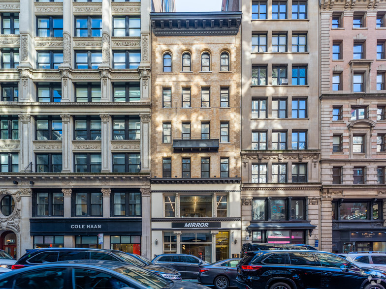 139 Fifth Ave, New York, NY for rent - Building Photo - Image 1 of 6