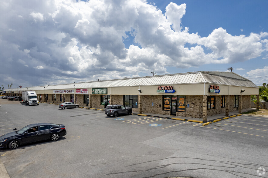 77 S Sunshine Strip, Harlingen, TX for rent - Building Photo - Image 1 of 6