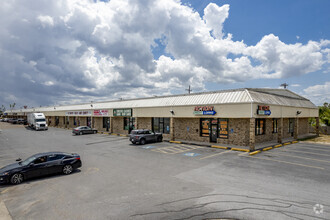 77 S Sunshine Strip, Harlingen, TX for rent Building Photo- Image 1 of 7