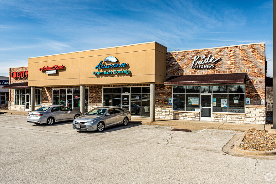 850-880 W Blue Ridge Blvd, Kansas City, MO for rent - Building Photo - Image 2 of 4