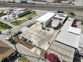 1033-1047 W 3rd St, San Bernardino, CA - aerial  map view