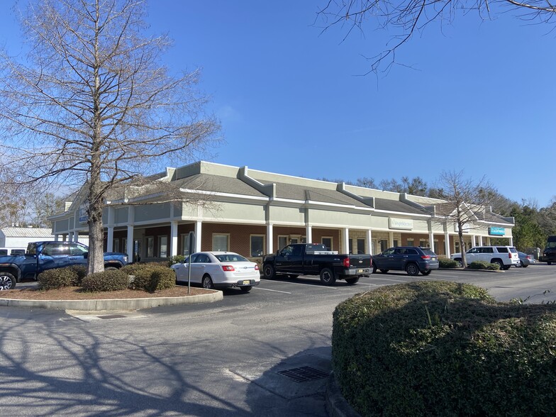 1502-1518 N McKenzie St, Foley, AL for sale - Building Photo - Image 1 of 1