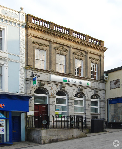 27 Fore St, Redruth for sale - Primary Photo - Image 1 of 5