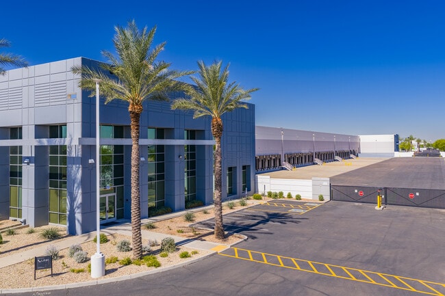 More details for 6825 W Buckeye Rd, Phoenix, AZ - Industrial to Rent
