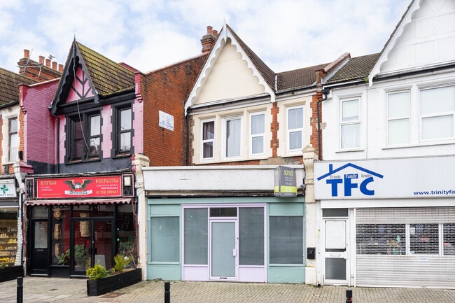 More details for 9 West Rd, Westcliff On Sea - Retail to Rent