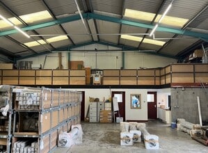 Walton Rd, Washington to rent Interior Photo- Image 2 of 2