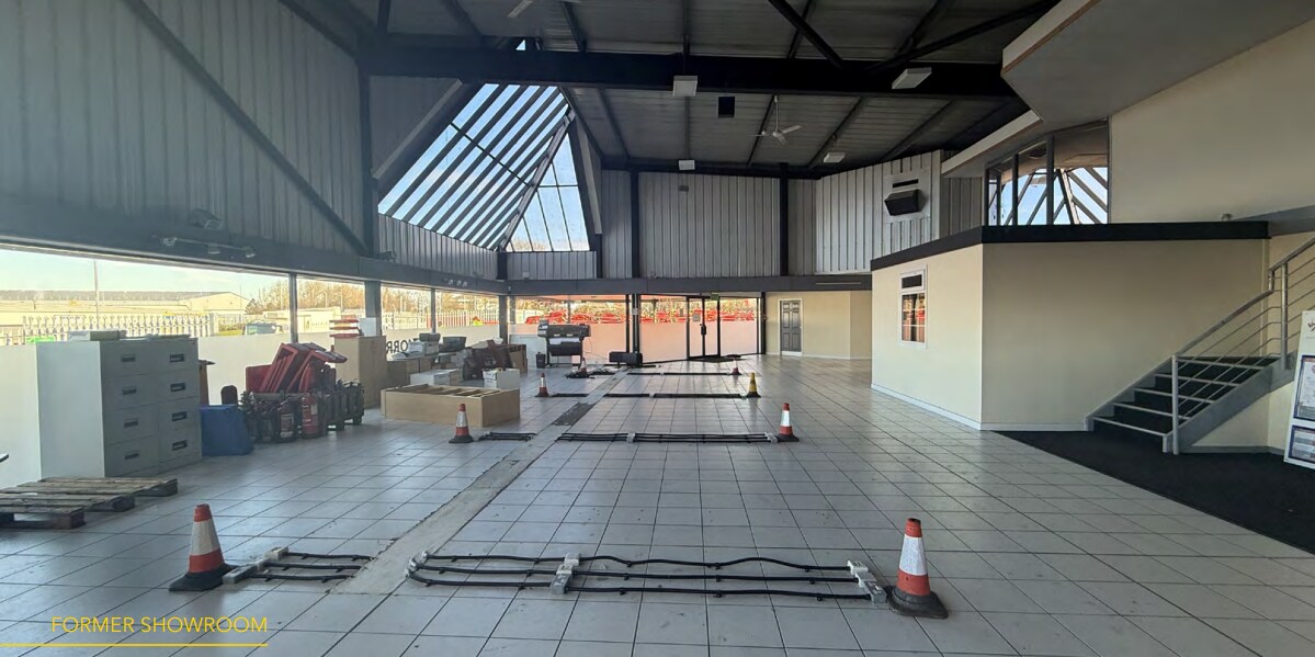 16 James St, Bellshill to rent Building Photo- Image 1 of 2