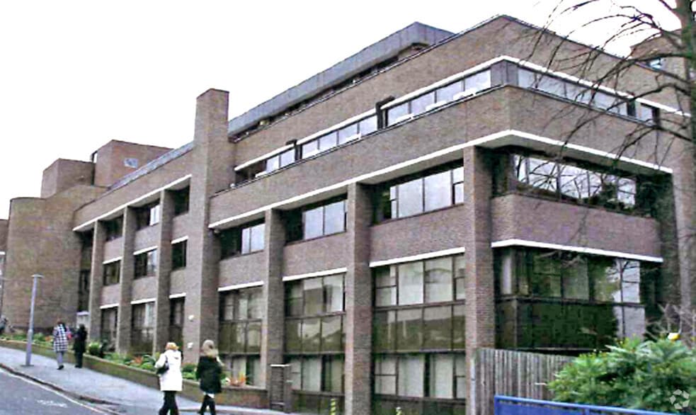 15-17 Elmfield Rd, Bromley to rent - Building Photo - Image 3 of 6