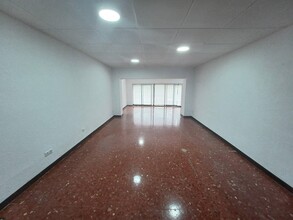 Office in L'hospitalet De Llobregat, BAR for rent Interior Photo- Image 2 of 13