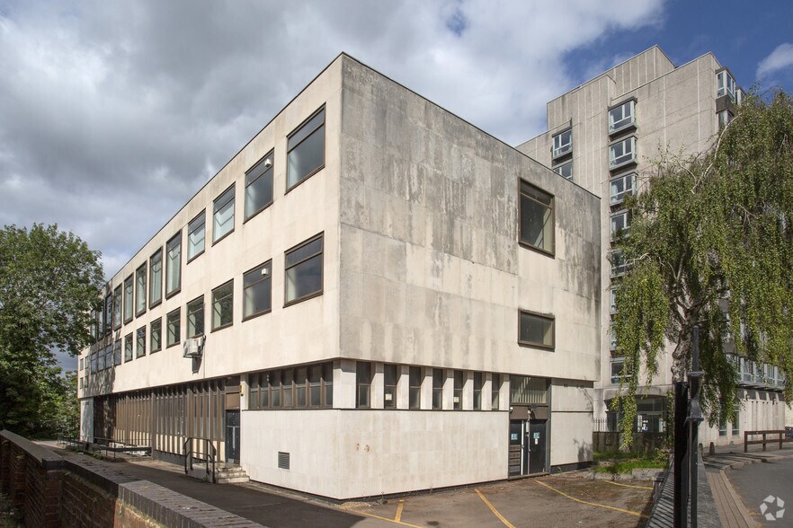 23 Warwick Rd, Coventry for sale - Primary Photo - Image 1 of 1