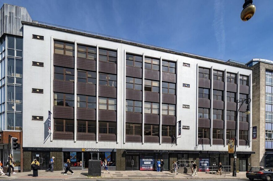 100-101 Queens Rd, Brighton to rent - Building Photo - Image 2 of 32