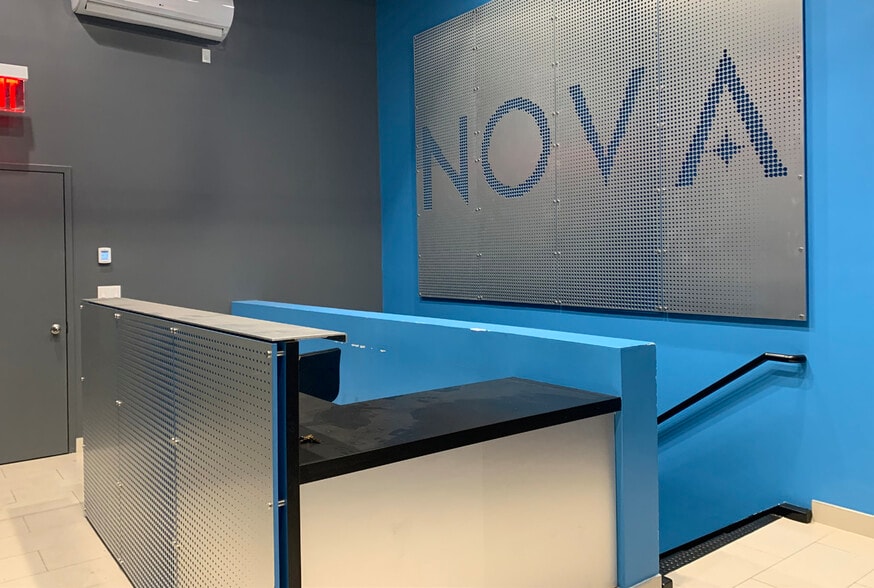 67 Leonard St, New York, NY to rent - Building Photo - Image 2 of 8