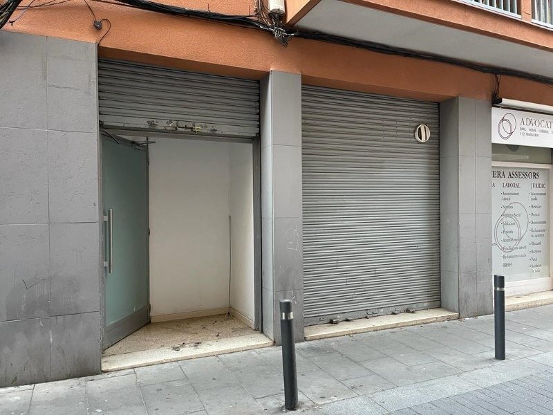 Retail in Santa Coloma de Gramenet, Barcelona to rent Building Photo- Image 1 of 8