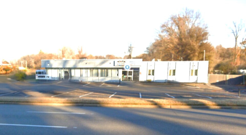 2100 Airways Blvd, Memphis, TN for sale Building Photo- Image 1 of 1