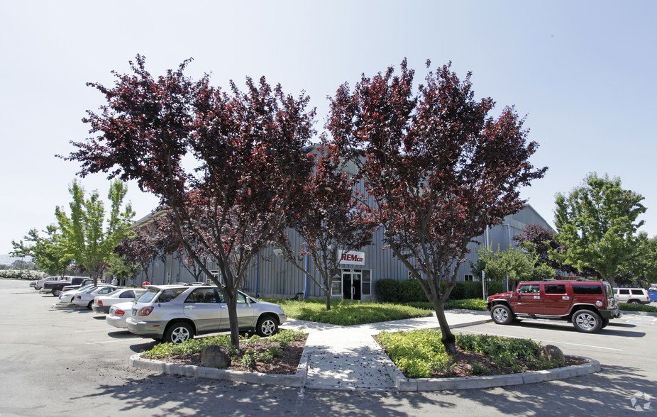 261-299 S Vasco Rd, Livermore, CA for rent - Building Photo - Image 3 of 7