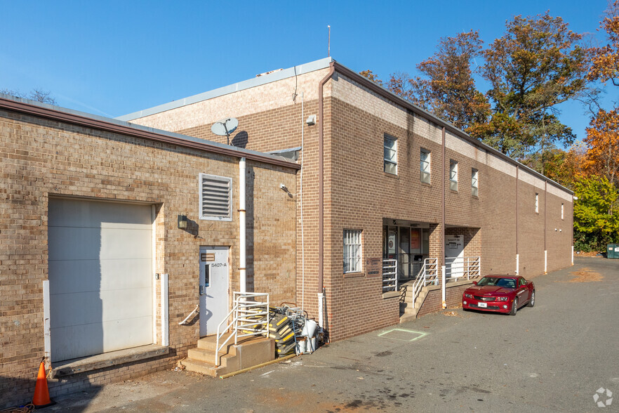 5405-5407 Port Royal Rd, Springfield, VA for rent - Building Photo - Image 3 of 5