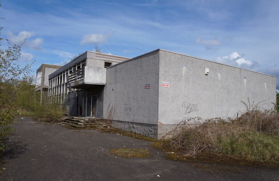 Avondale Rd, Polmont for sale - Primary Photo - Image 1 of 1