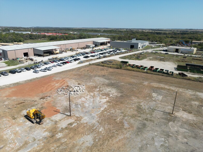 2020 N Interstate 35 Frontage Rd, Gainesville, TX for sale - Building Photo - Image 3 of 13