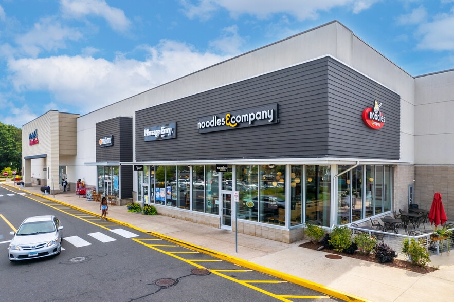 333 N Main St, West Hartford, CT to rent - Building Photo - Image 3 of 15