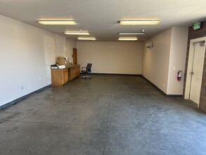 1430 E Hillsboro St, Pasco, WA for rent Building Photo- Image 2 of 9