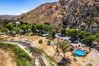 More details for 10645 Soledad Canyon Rd, Santa Clarita, CA - Speciality for Sale