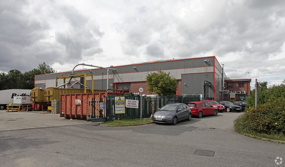 Waterside Rd, Leeds for sale - Primary Photo - Image 1 of 1