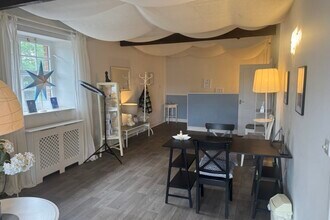 South Farm Rd, Budleigh Salterton to rent Interior Photo- Image 2 of 4