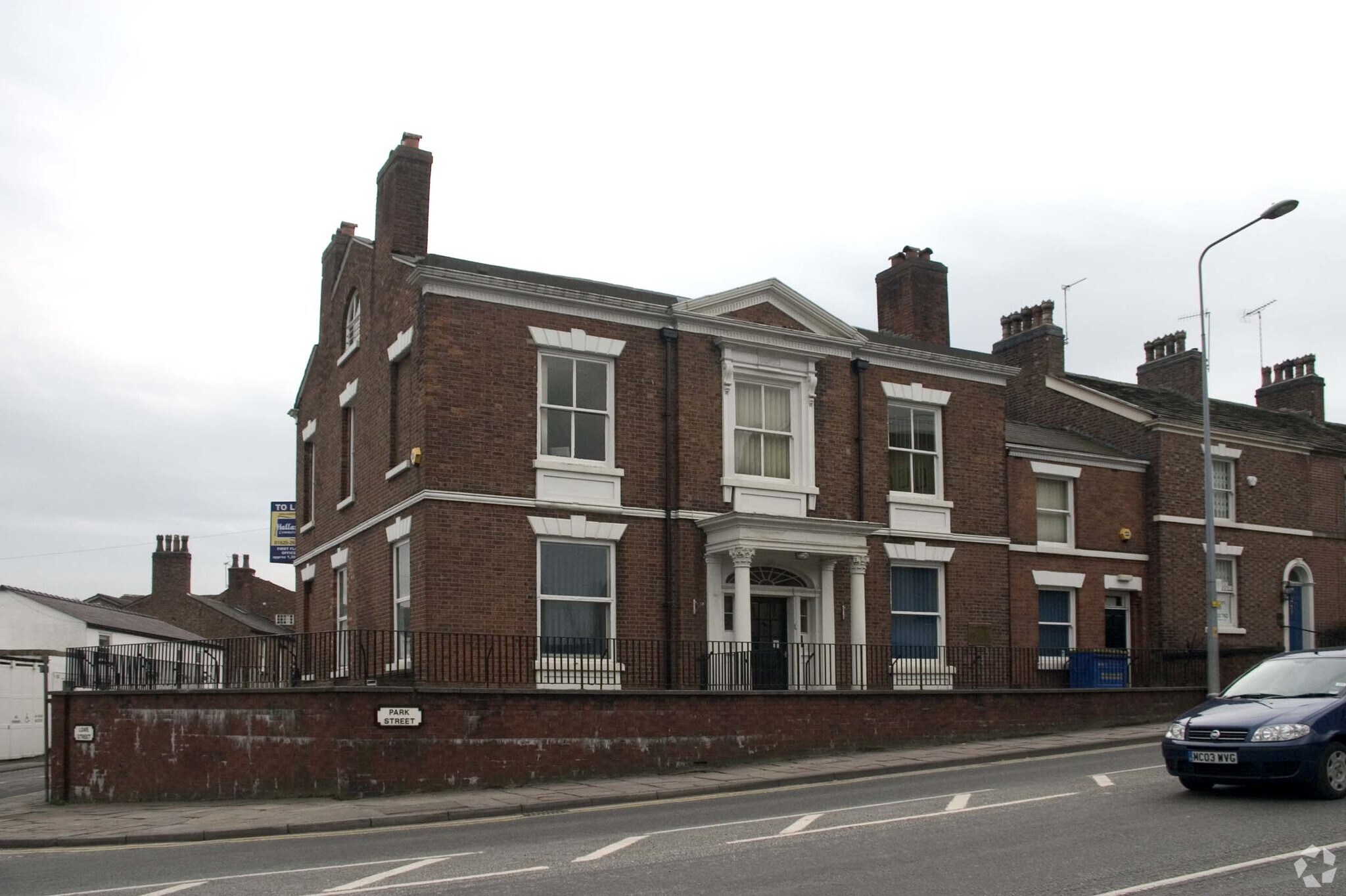 1 Park St, Macclesfield to rent Primary Photo- Image 1 of 2