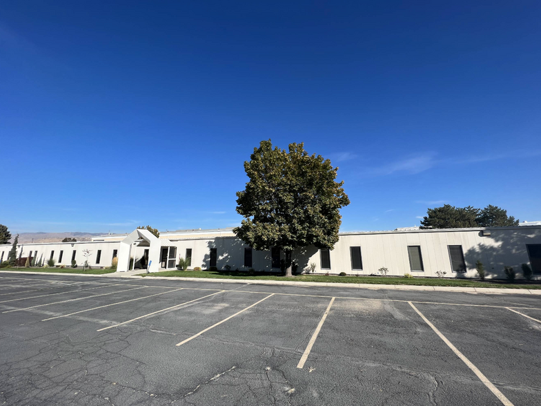 4600 S Apple St, Boise, ID for rent - Building Photo - Image 1 of 7