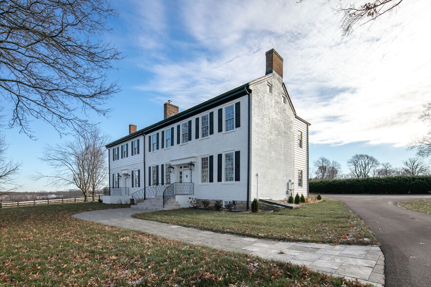 1975 Georgetown Rd, Paris, KY for sale - Building Photo - Image 3 of 60