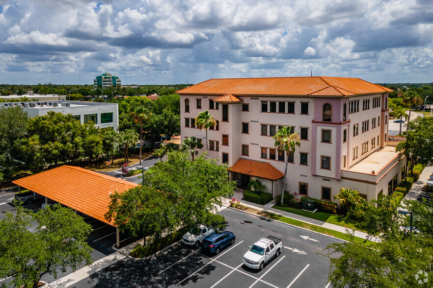 4851 Tamiami Trl N, Naples, FL for rent - Building Photo - Image 2 of 10